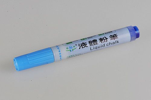 蓝色液体粉笔